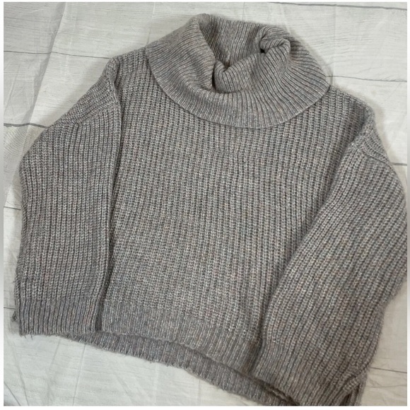 Express Gray Rainbow Metallic Oversized Slouchy Turtleneck Knit Sweater size M‎ - Picture 11 of 15